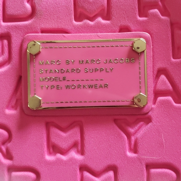Marc by marc jacobs tablet cover - Picture 4 of 4